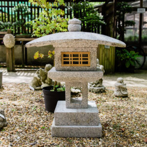 Stone Lanterns & Pagodas