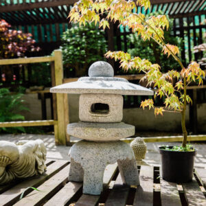 Yukimi Lantern